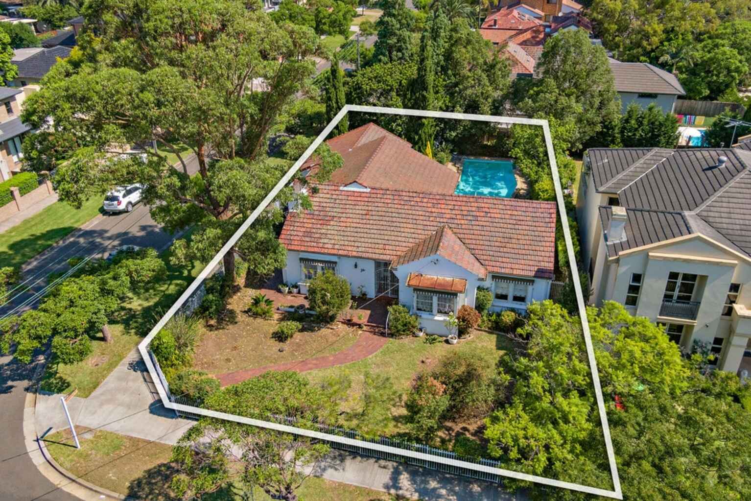 54 NEWTON ROAD Strathfield