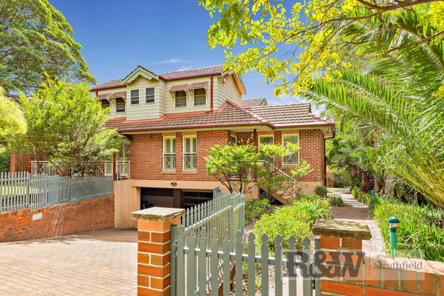 6/5 JERSEY ROAD Strathfield