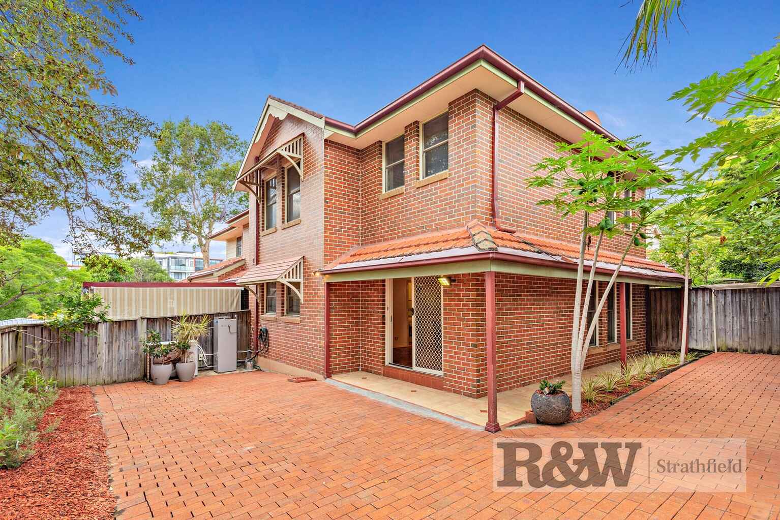 6/5 JERSEY ROAD Strathfield