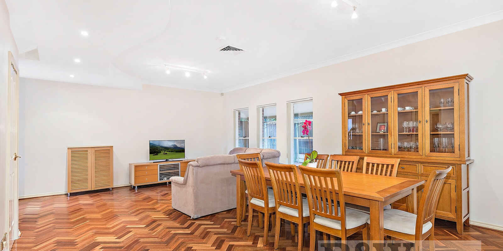 6/5 JERSEY ROAD Strathfield 6/5 JERSEY ROAD Strathfield