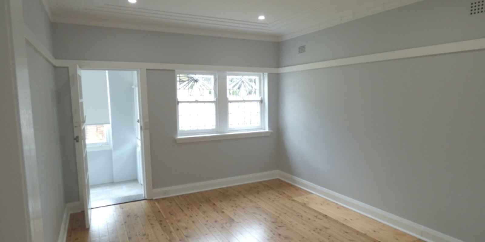 84 CORONATION PARADE Enfield