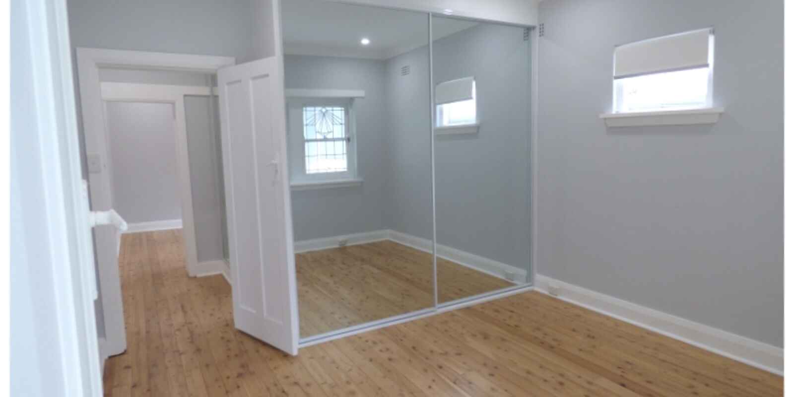 84 CORONATION PARADE Enfield