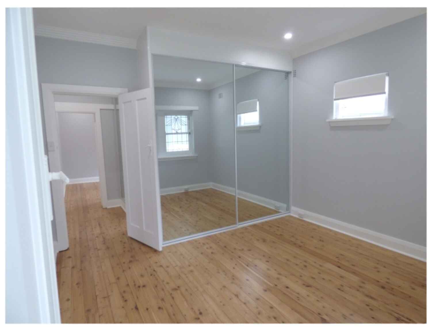 84 CORONATION PARADE Enfield