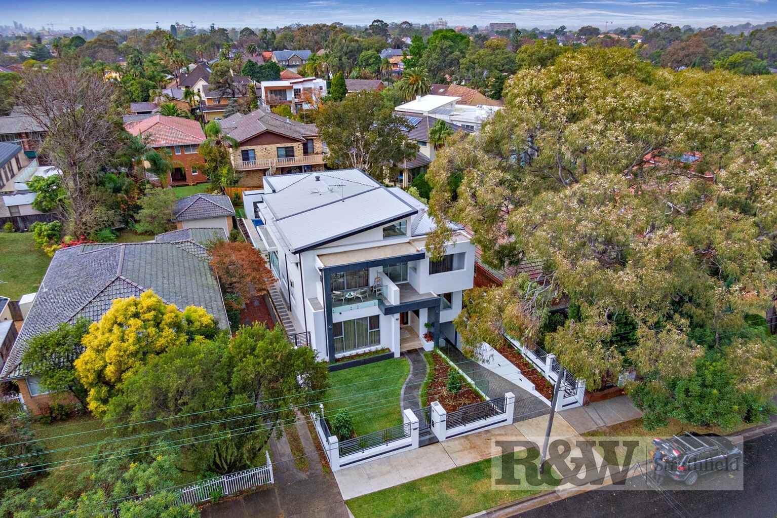 10 CHALMERS ROAD Strathfield 10 CHALMERS ROAD Strathfield