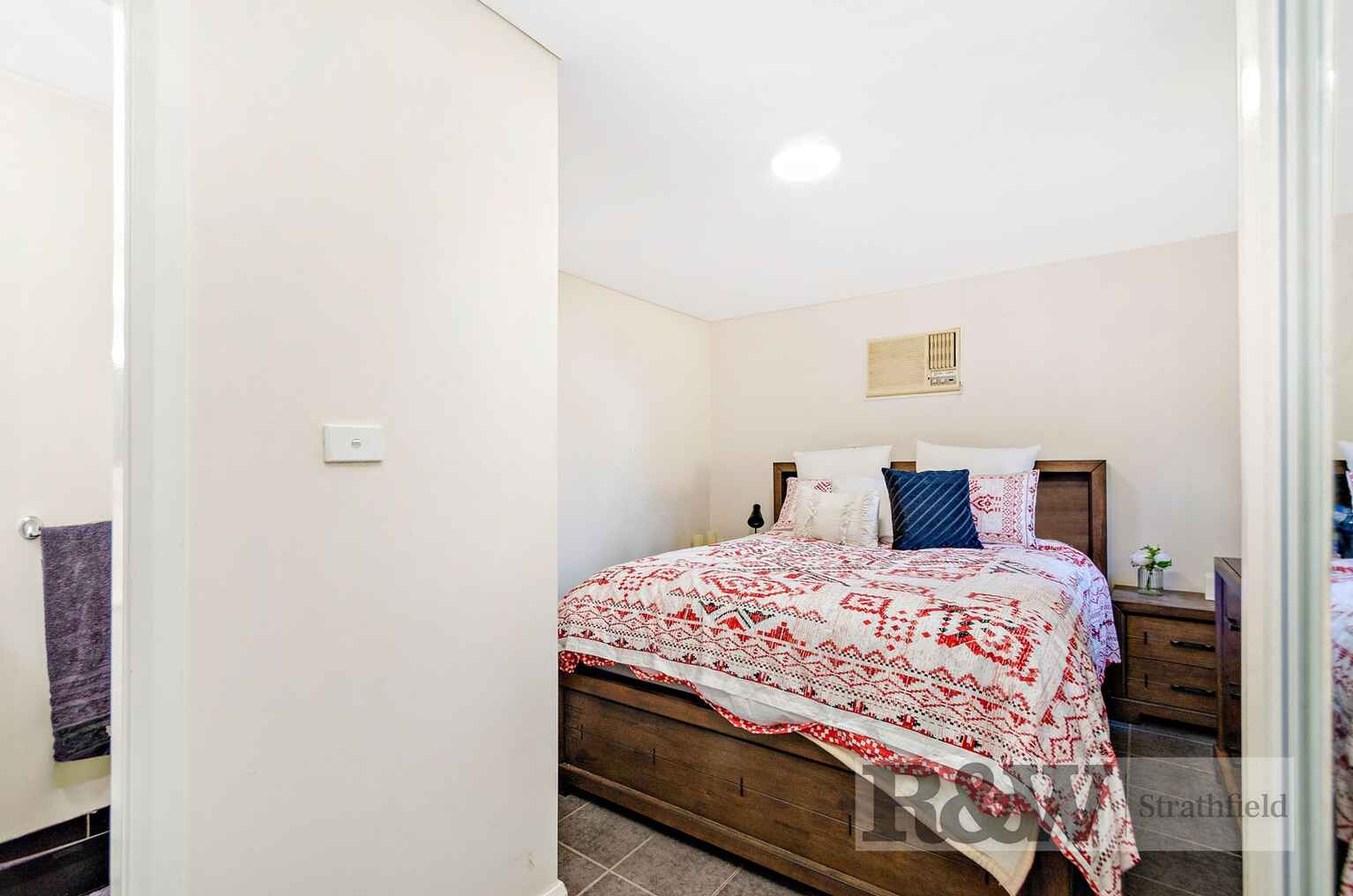 24 WELLS STREET South Granville