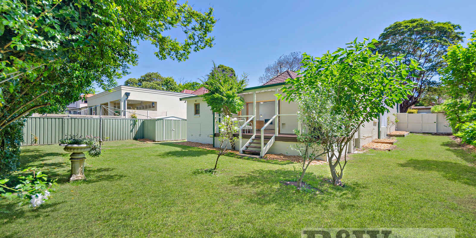 22 MEREDITH STREET Homebush