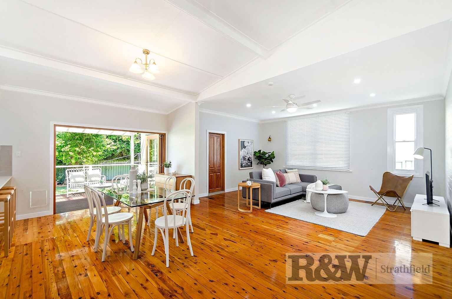 22 MEREDITH STREET Homebush