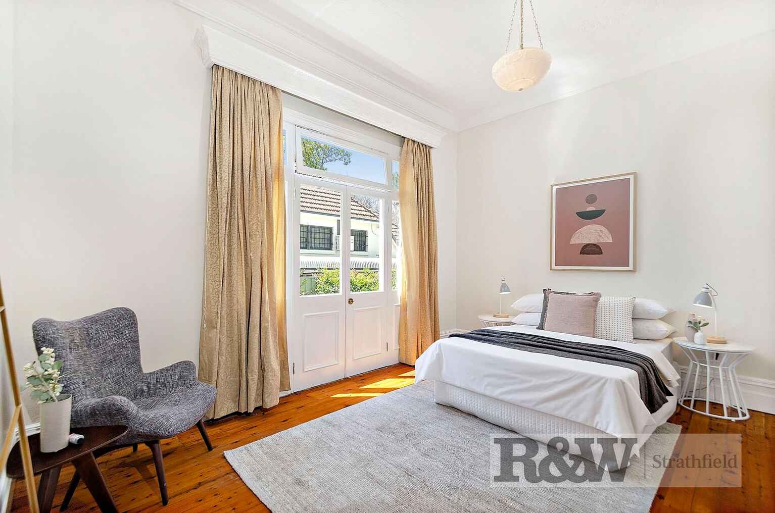 22 MEREDITH STREET Homebush