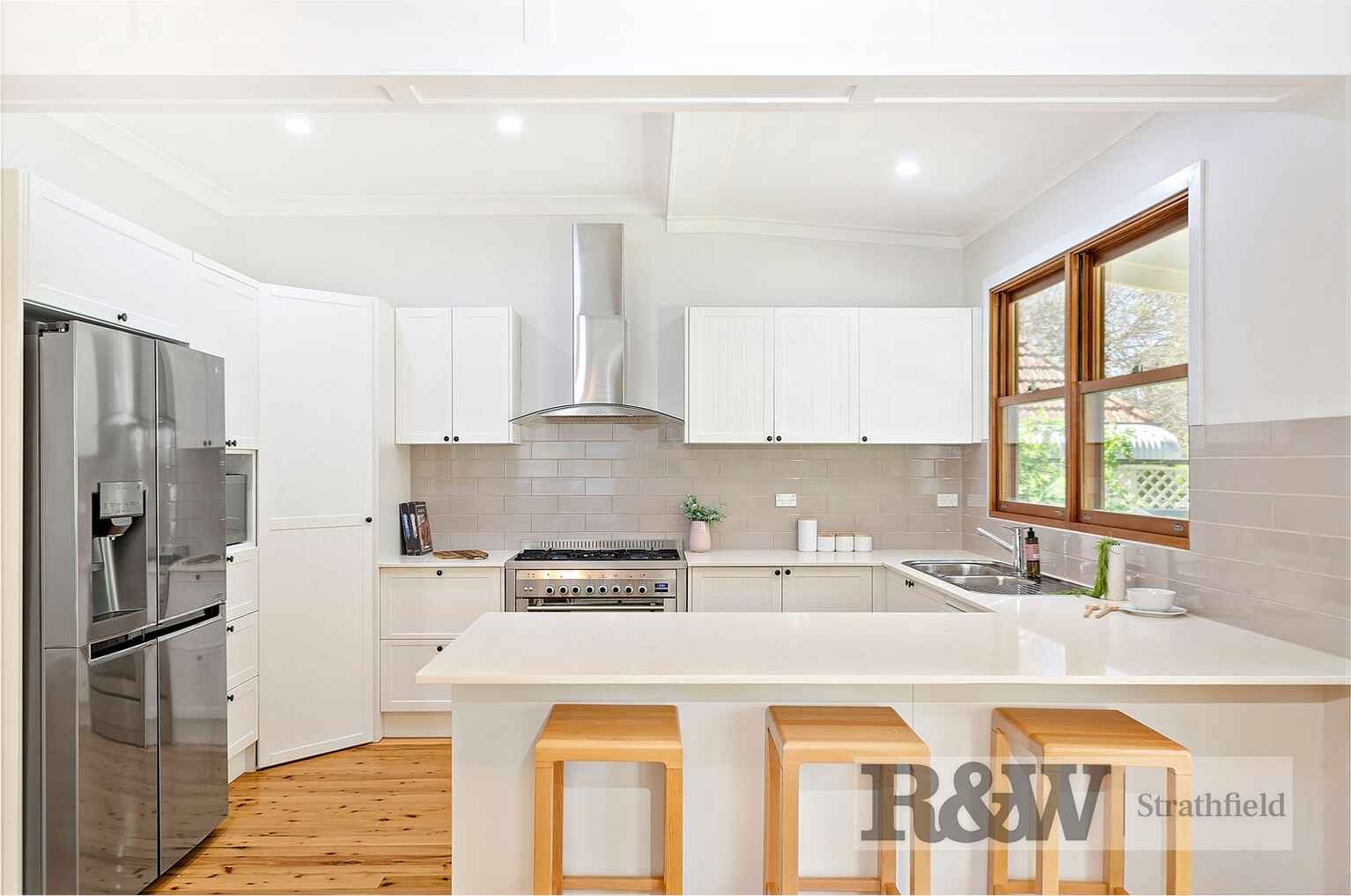 22 MEREDITH STREET Homebush