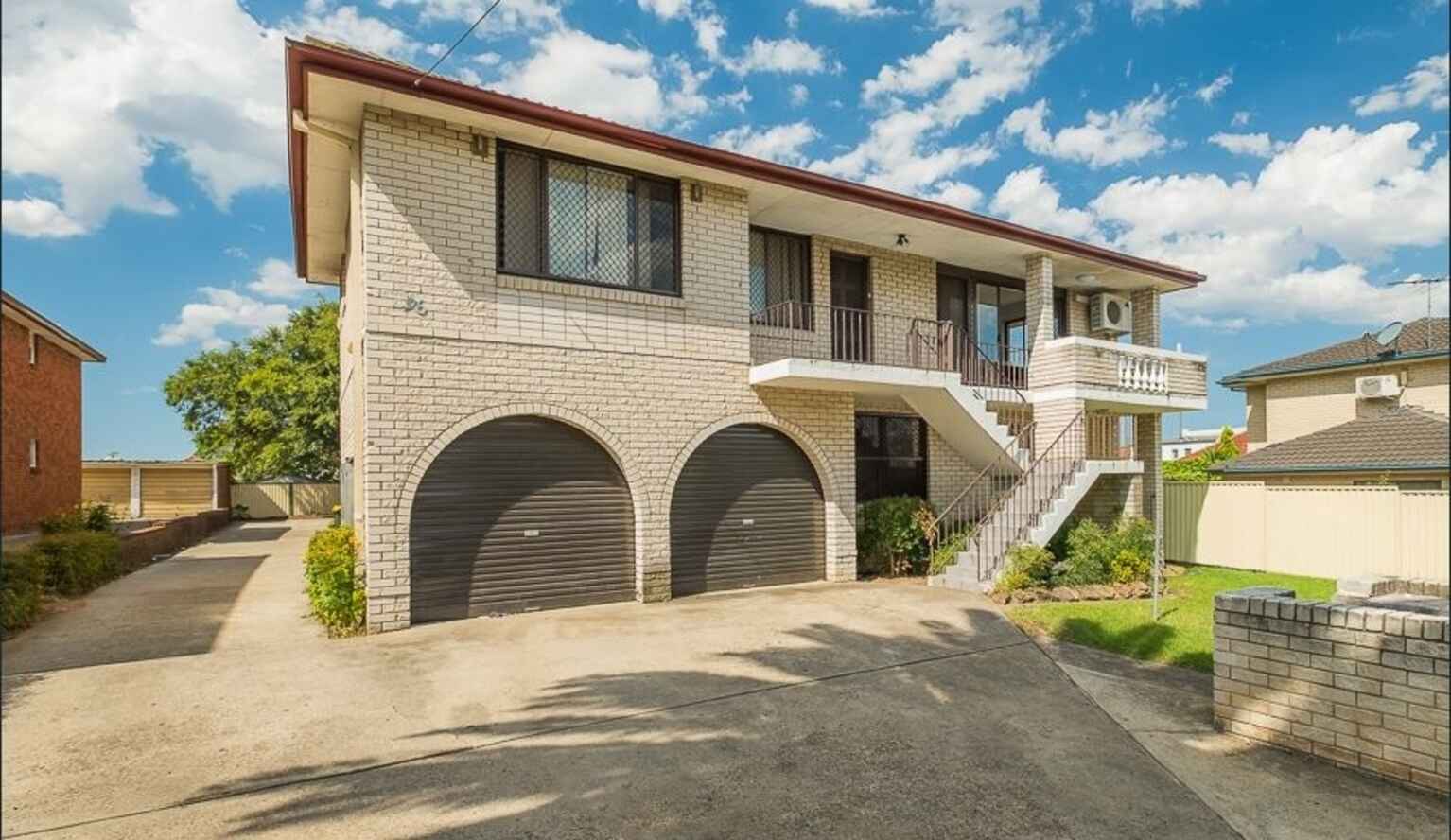 4/96-98 BROADWAY Punchbowl 4/96-98 BROADWAY Punchbowl