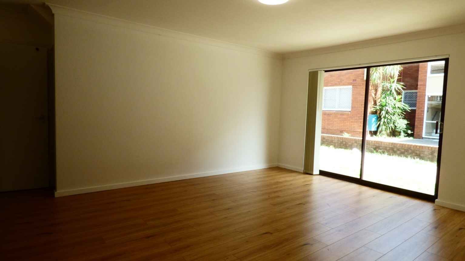 4/96-98 BROADWAY Punchbowl