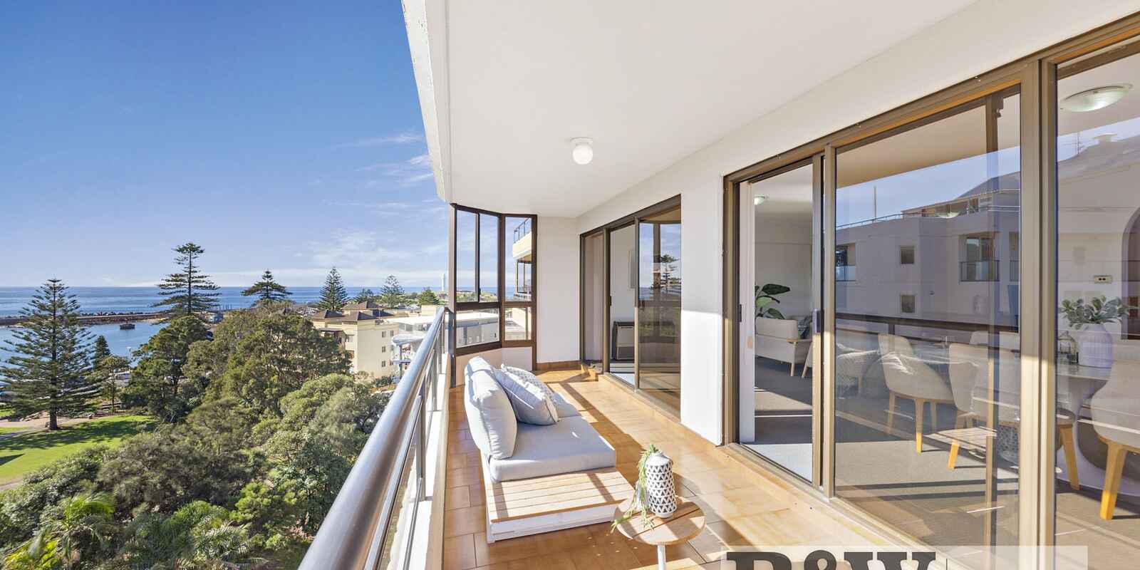 28/8-12 Smith Street Wollongong