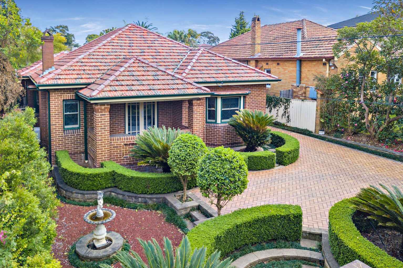 53 CHALMERS ROAD Strathfield