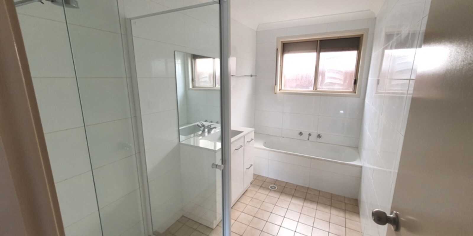 9 MAHOGANY WAY Greenacre