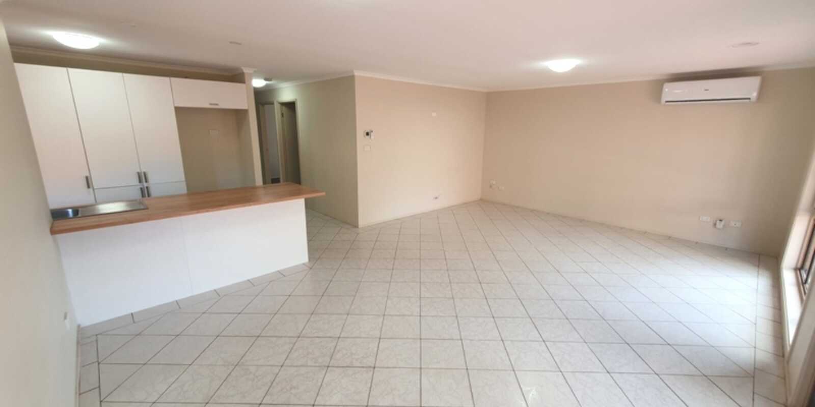 9 MAHOGANY WAY Greenacre