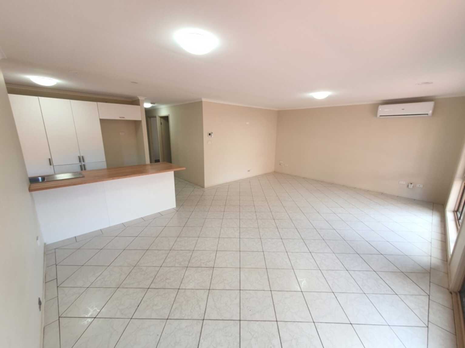 9 MAHOGANY WAY Greenacre