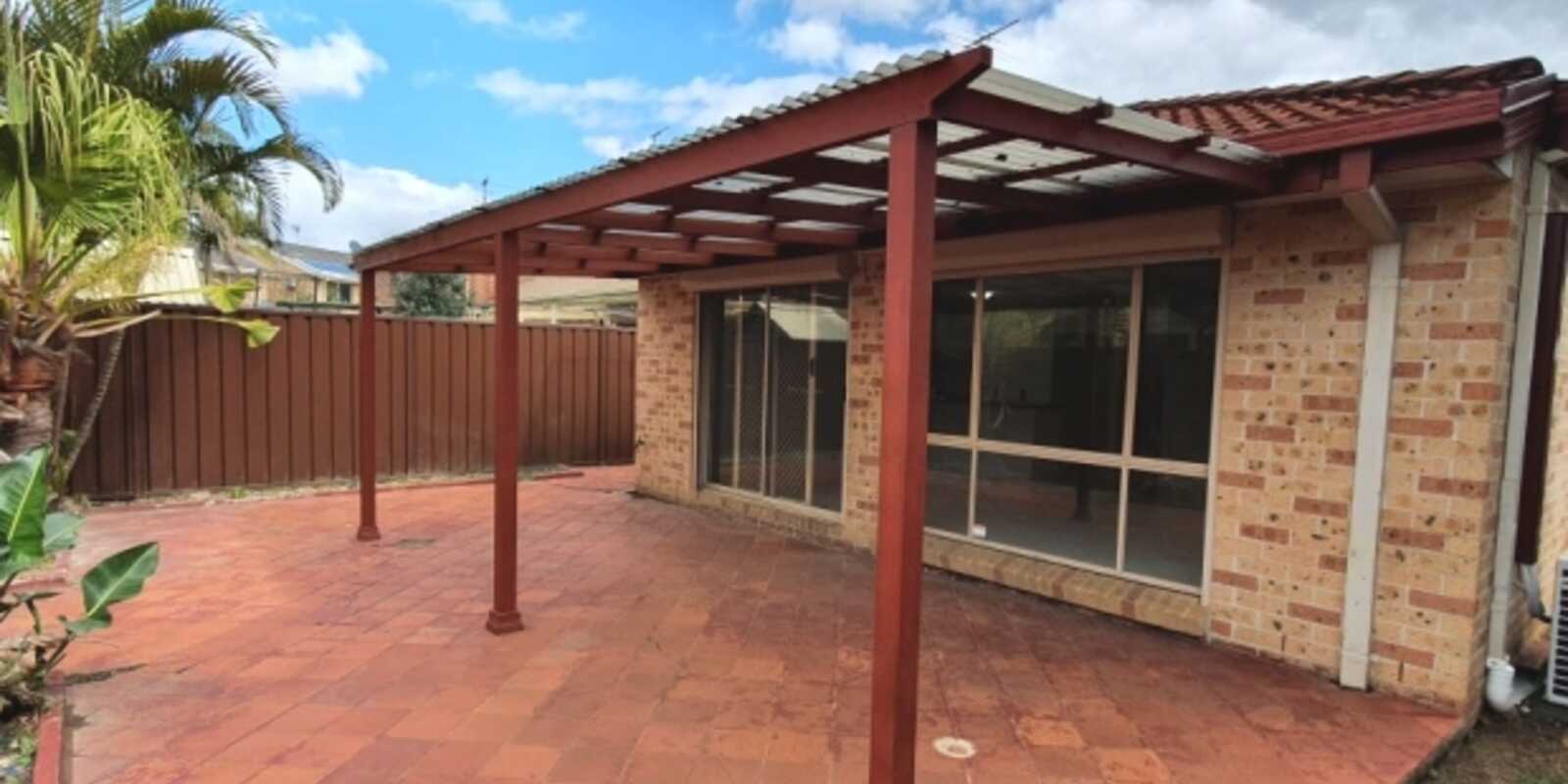 9 MAHOGANY WAY Greenacre