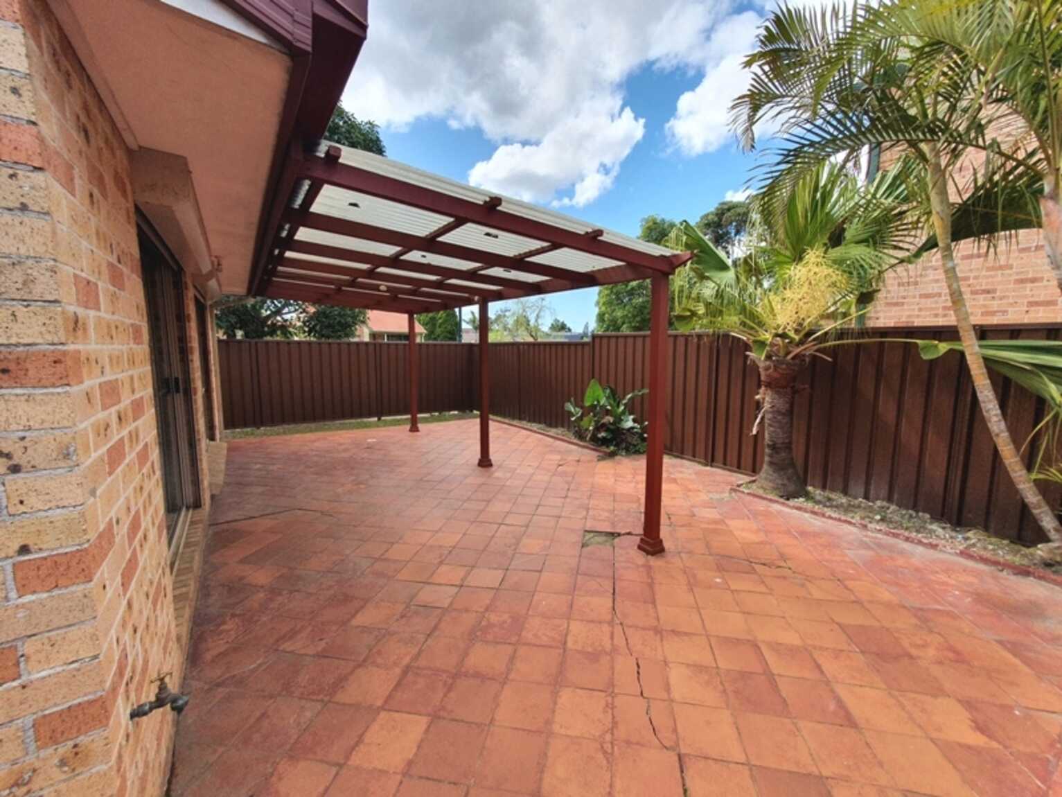 9 MAHOGANY WAY Greenacre