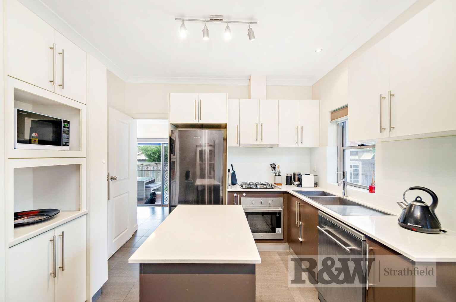 21 NOBLE AVENUE Strathfield 21 NOBLE AVENUE Strathfield