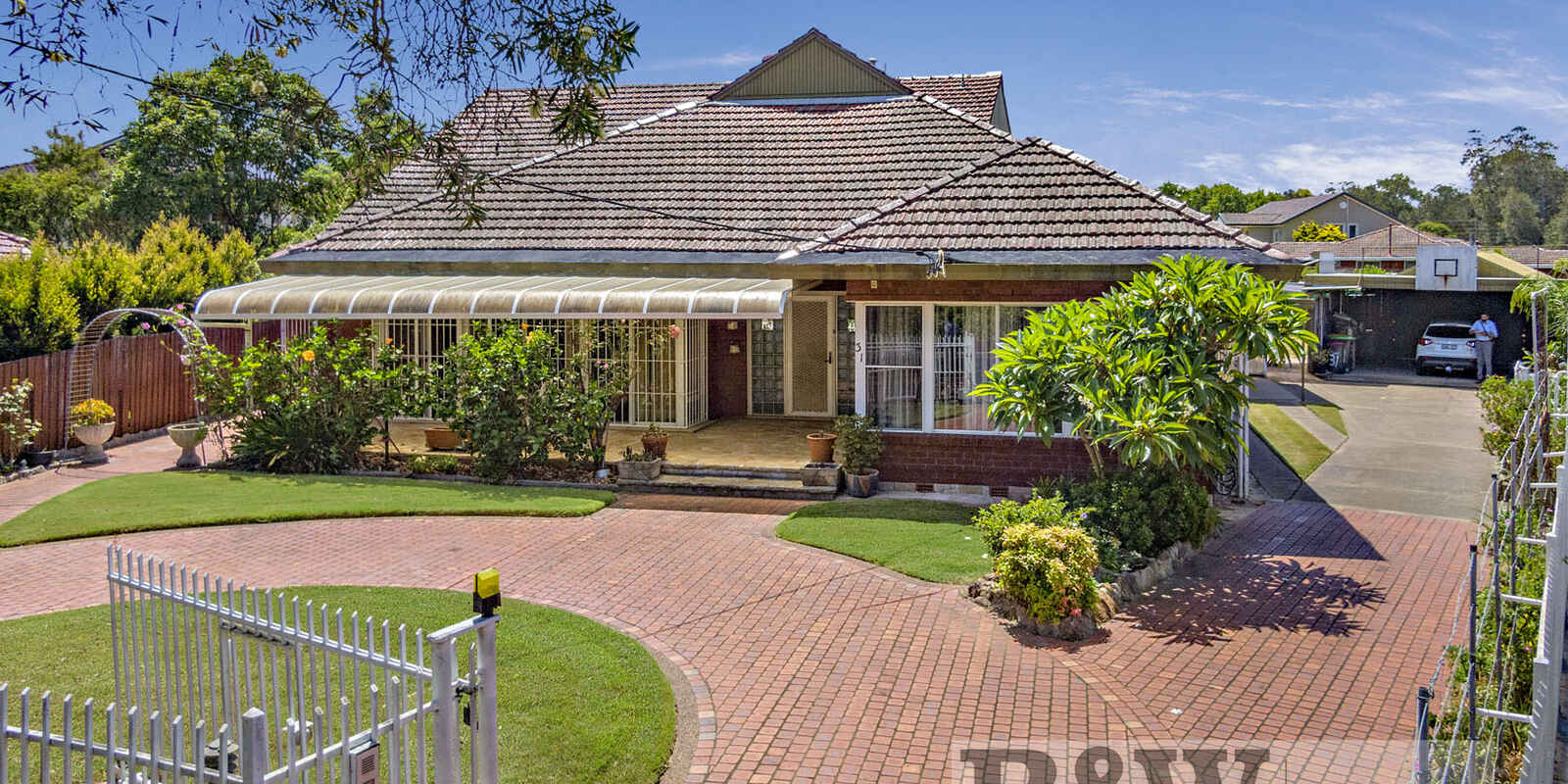 31 FITZGERALD CRESCENT Strathfield