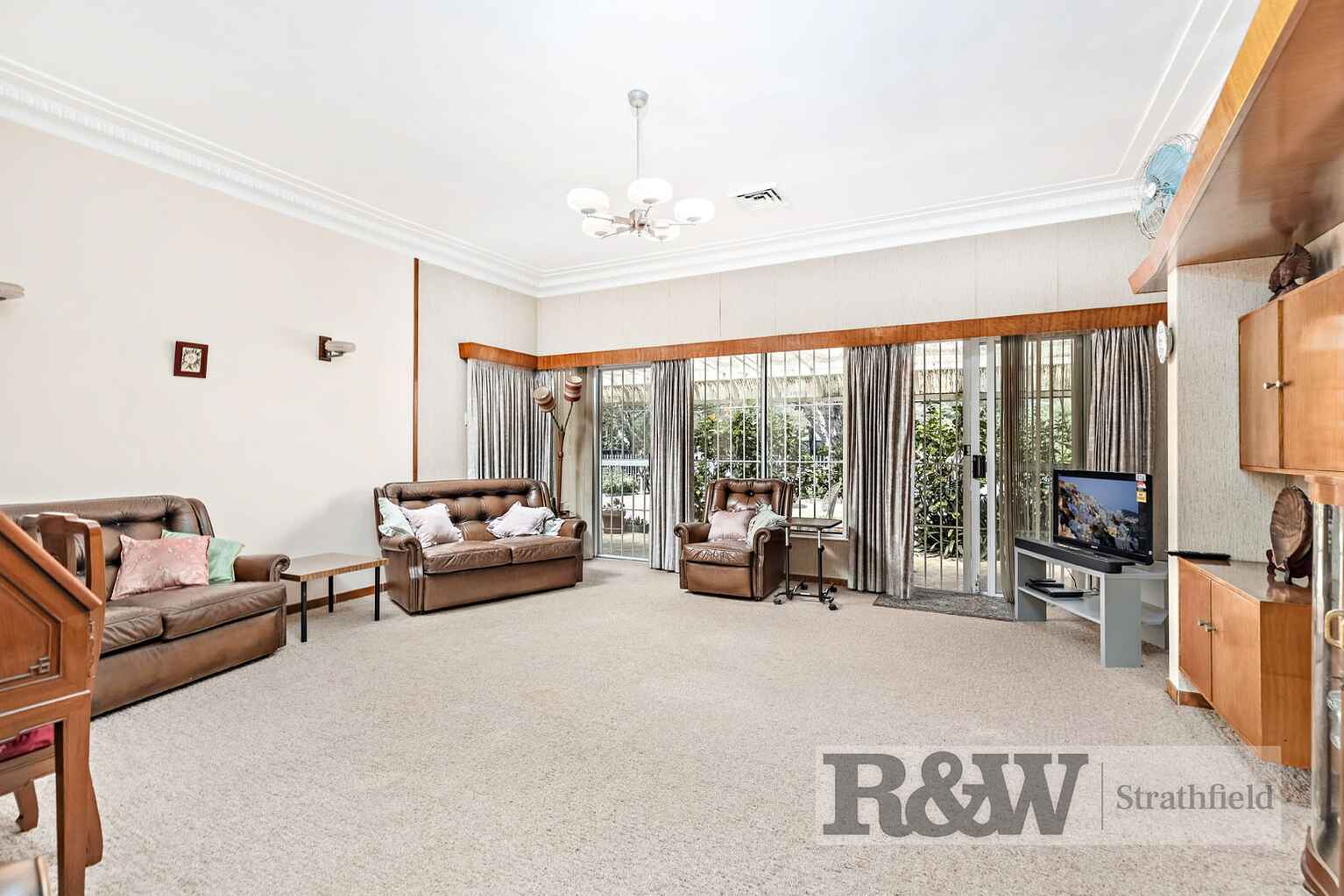 31 FITZGERALD CRESCENT Strathfield