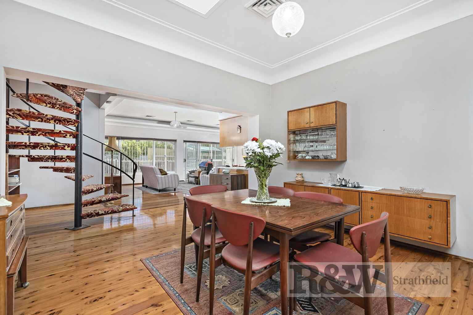 31 FITZGERALD CRESCENT Strathfield