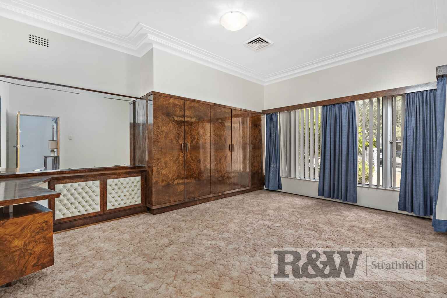 31 FITZGERALD CRESCENT Strathfield