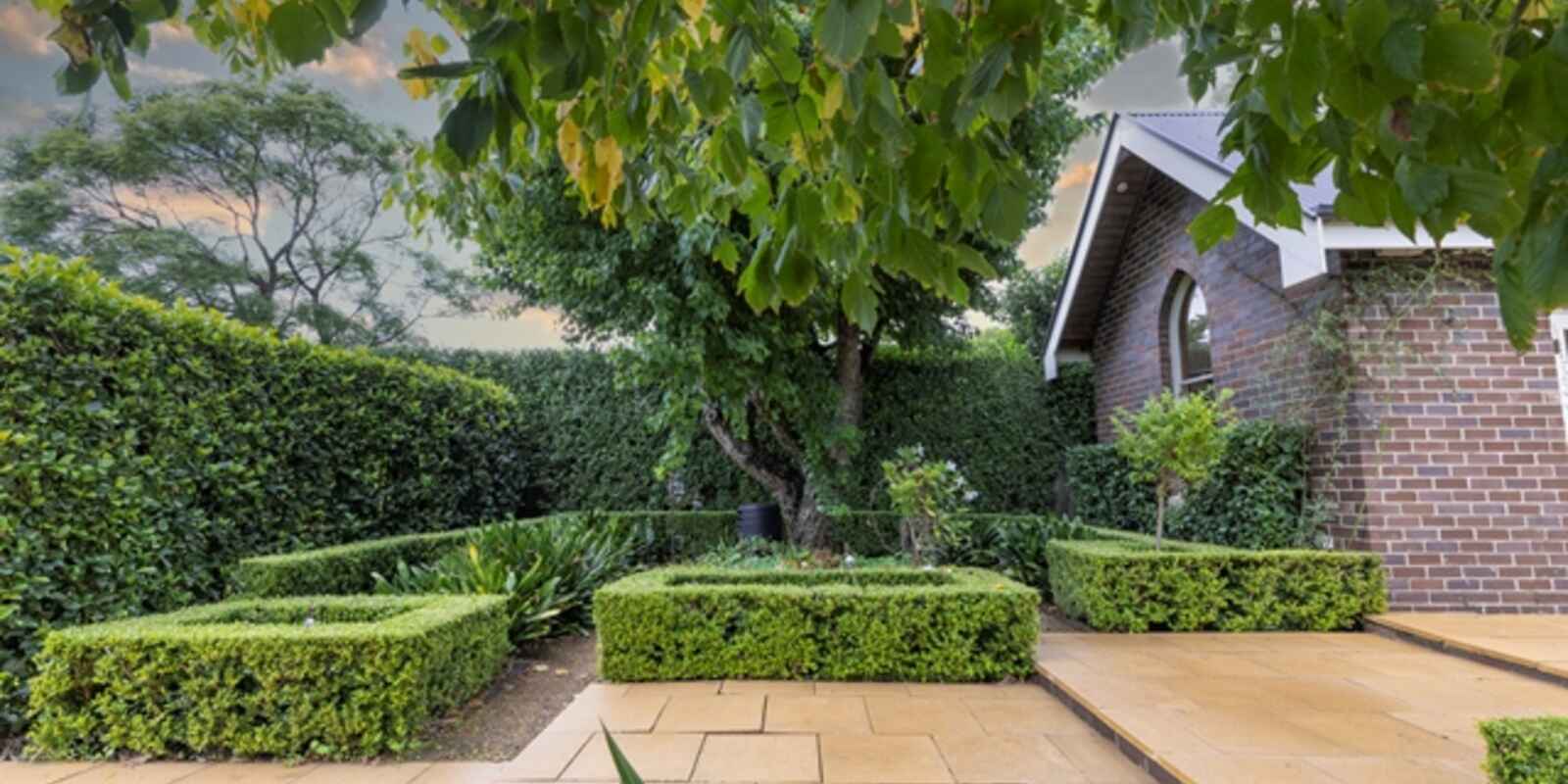 17 PEMBERTON STREET Strathfield