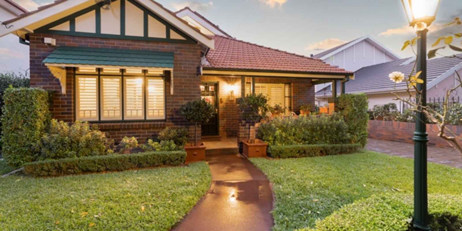 17 PEMBERTON STREET Strathfield