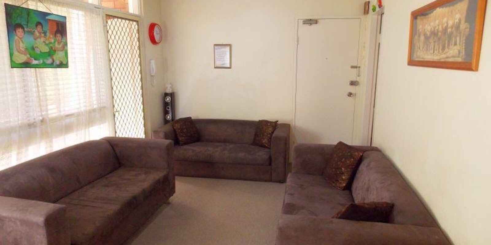 9/22 HORNSEY ROAD Homebush West