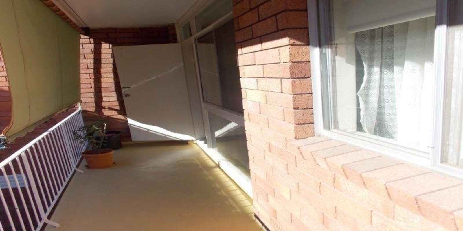 9/22 HORNSEY ROAD Homebush West