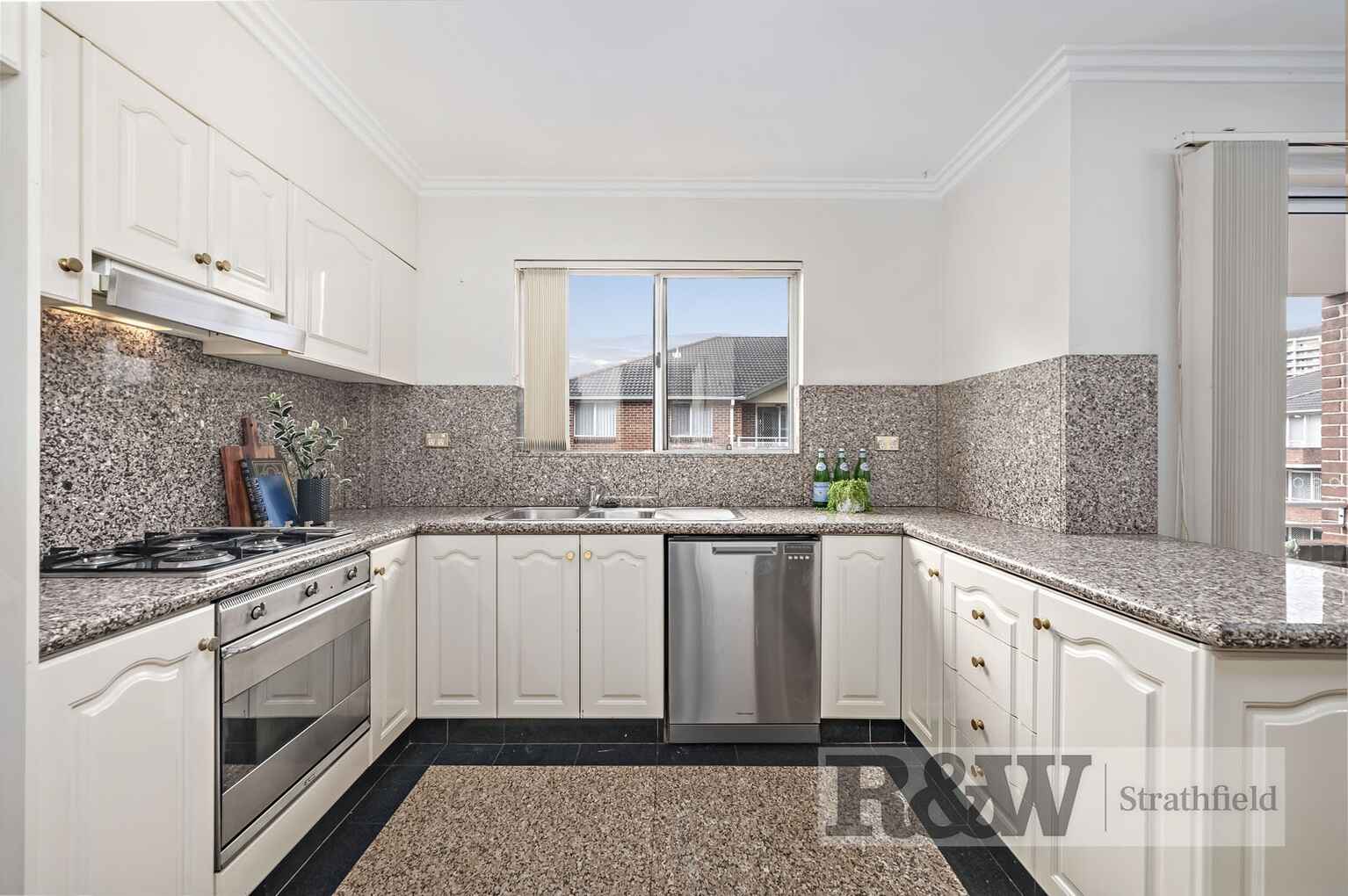 17/2-8 Beresford Road Strathfield