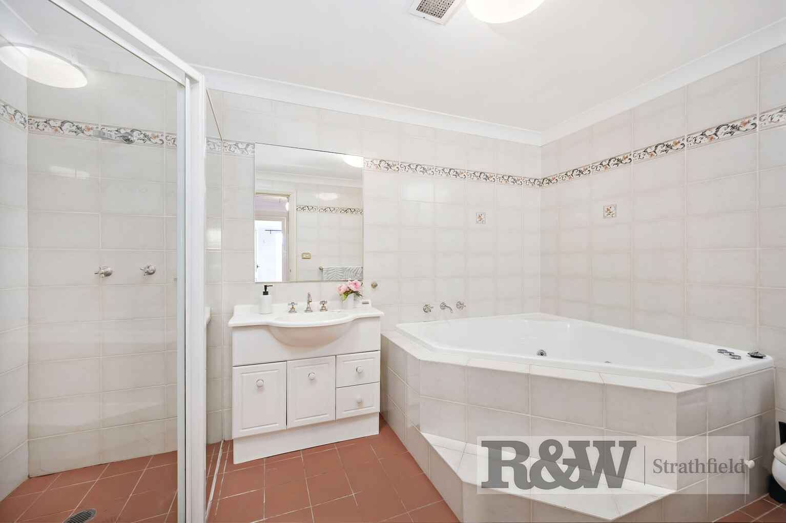 17/2-8 Beresford Road Strathfield