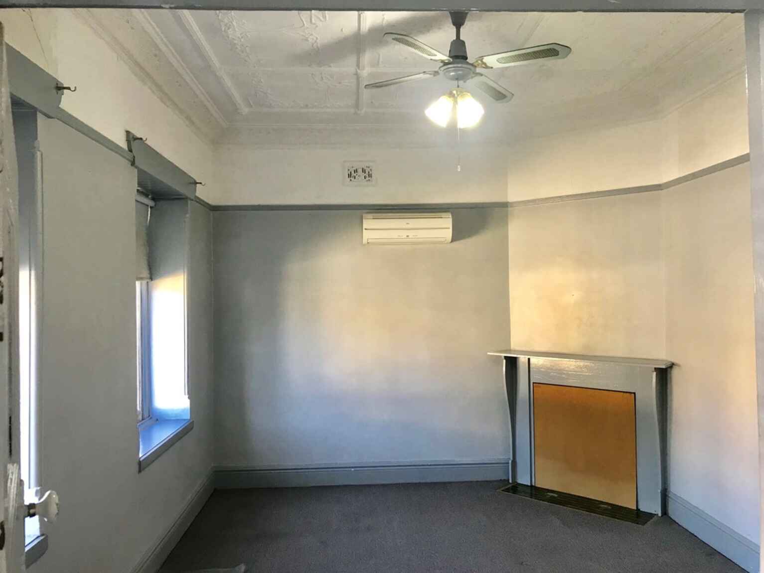 1/8 SWAN AVENUE Strathfield