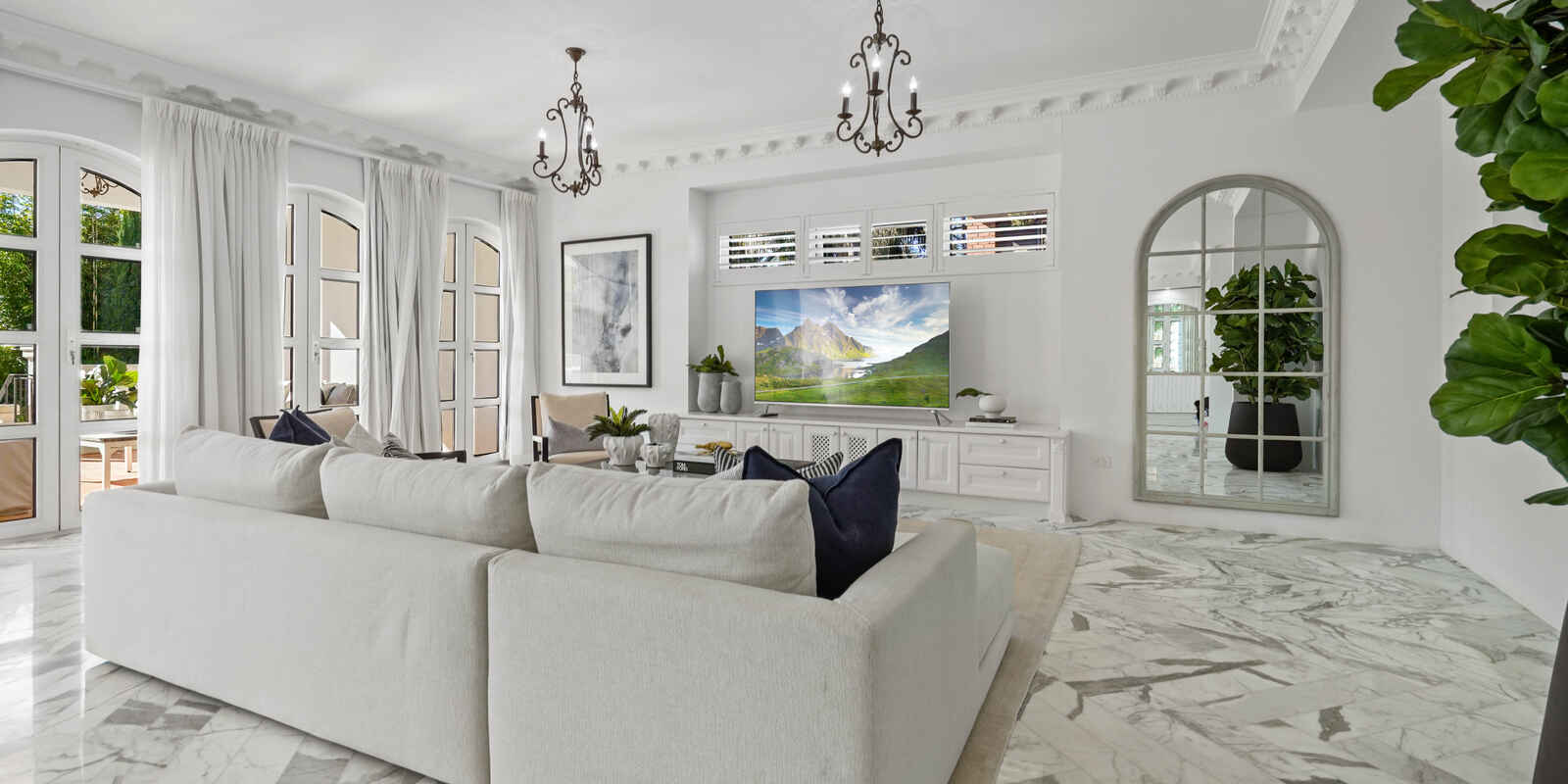 17 NEWTON ROAD Strathfield