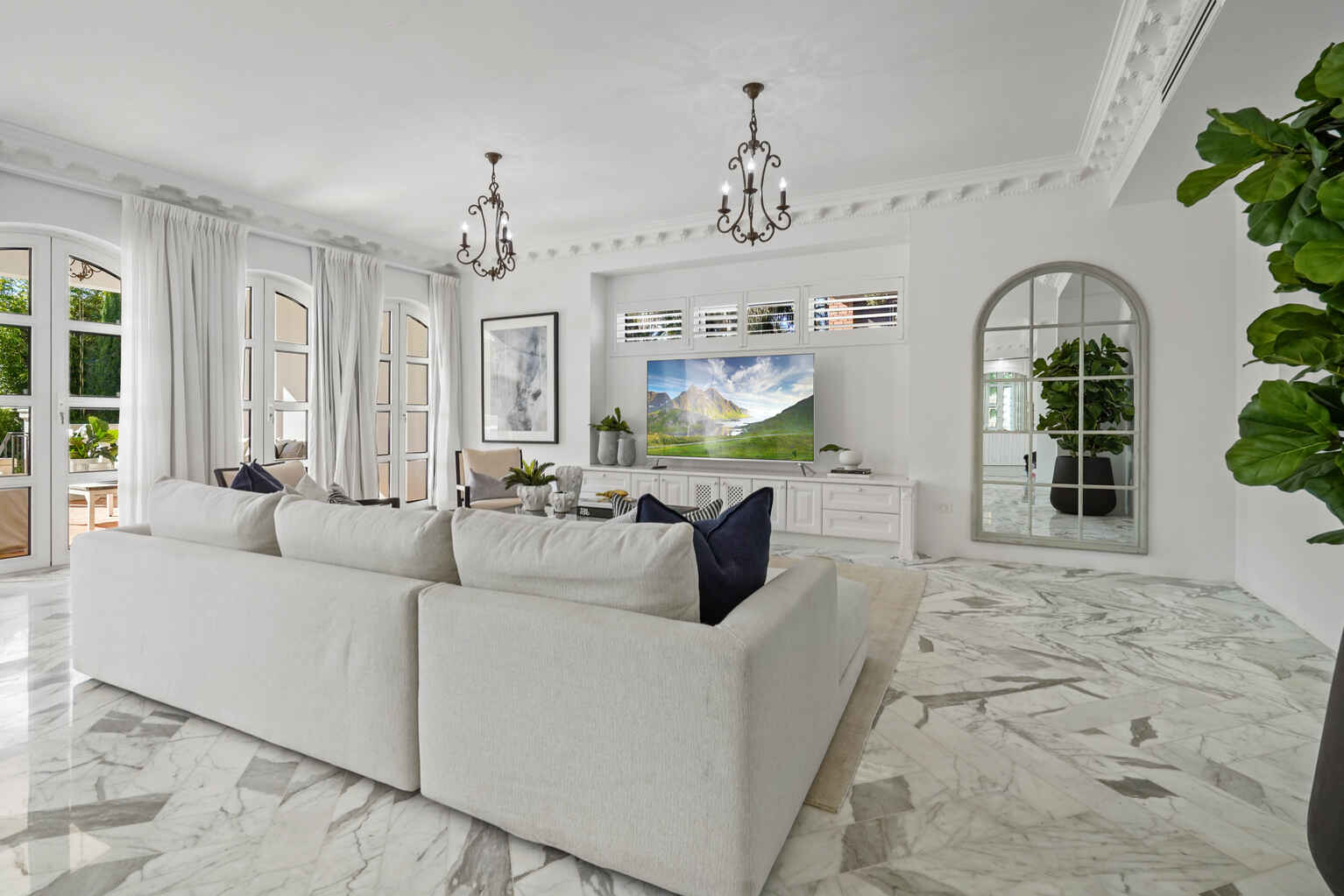 17 NEWTON ROAD Strathfield