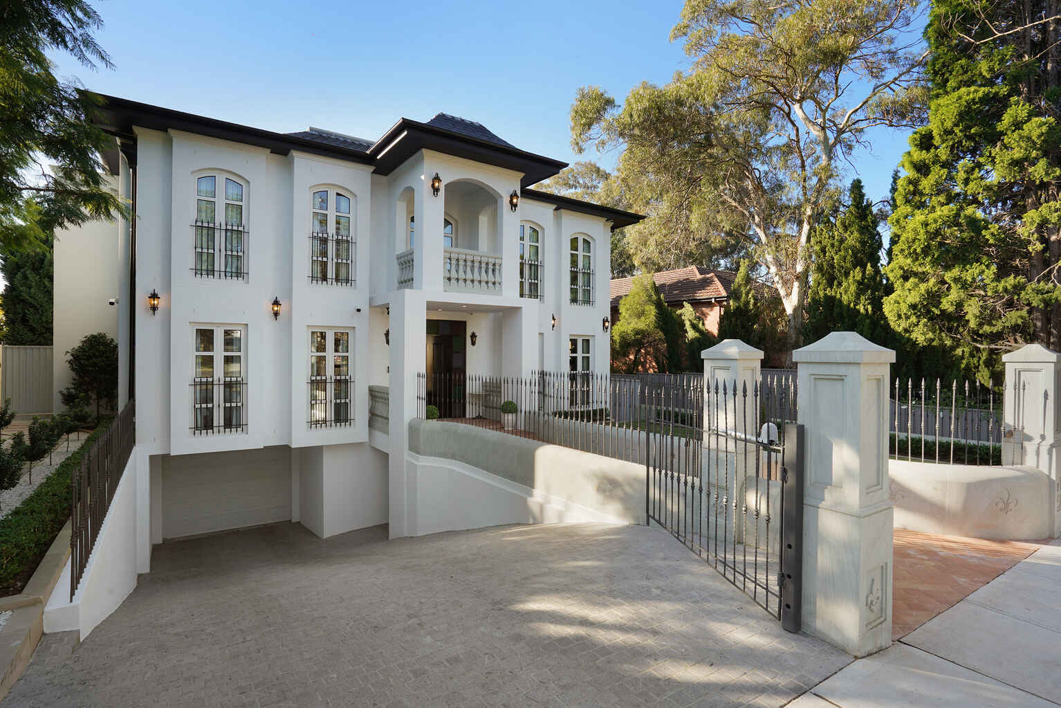 17 NEWTON ROAD Strathfield 17 NEWTON ROAD Strathfield