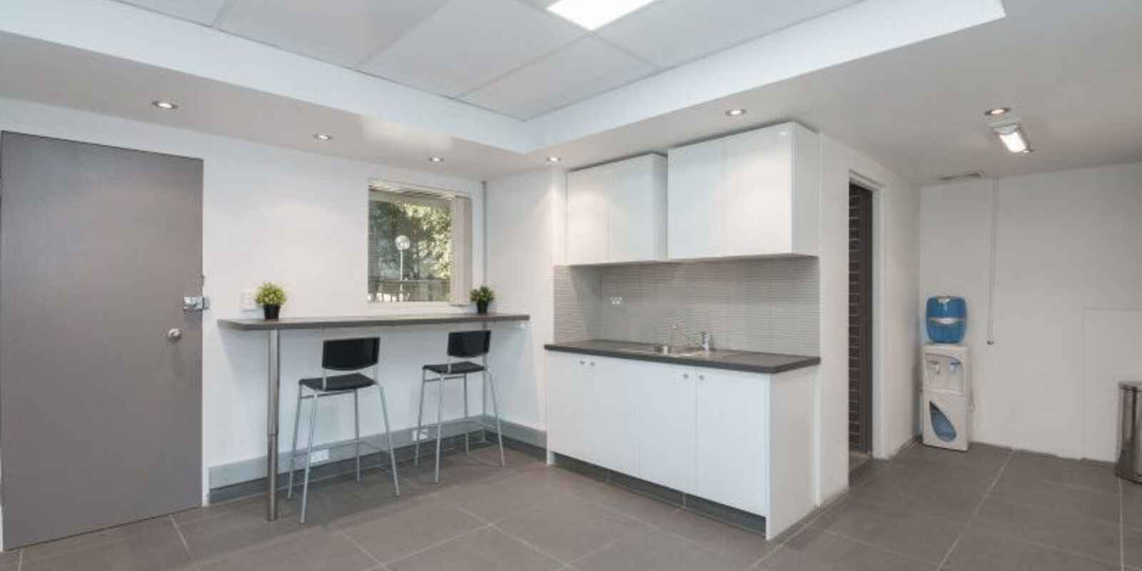 Shop 4/320a LIVERPOOL RD Enfield