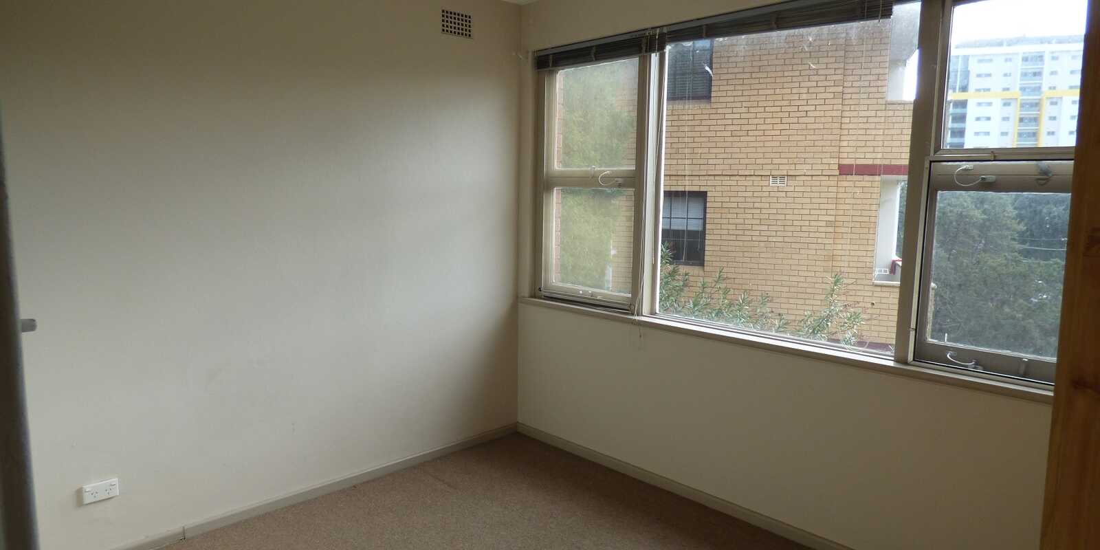 8/4 Morwick Street Strathfield