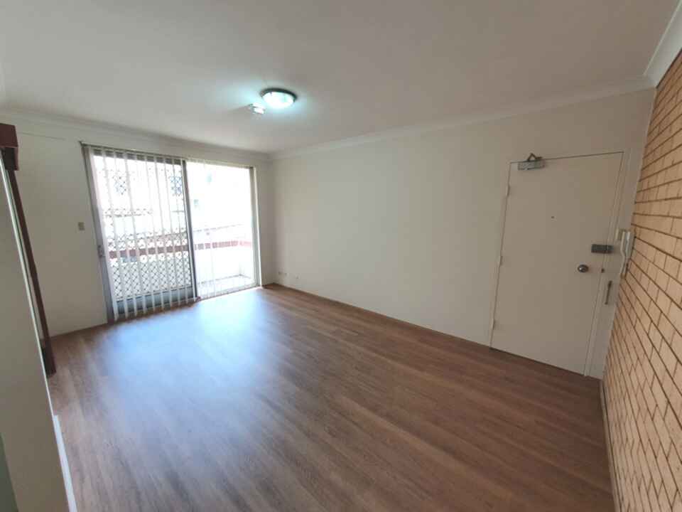 8/25 SLOANE STREET Summer Hill