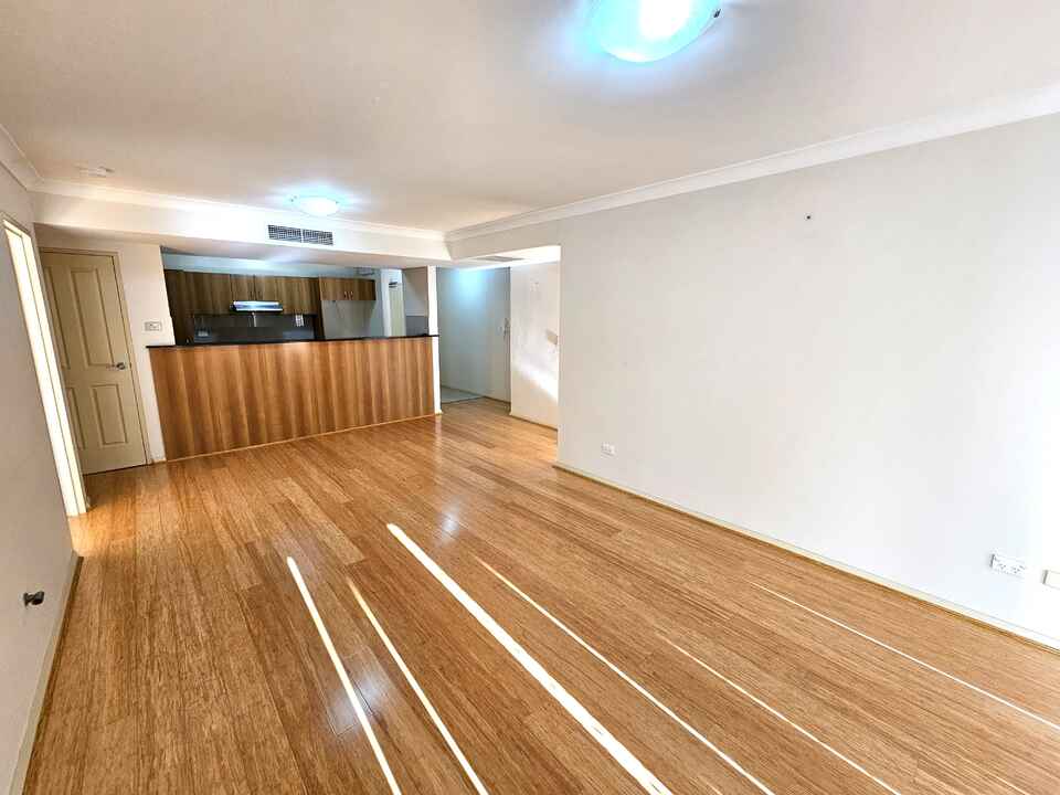 69/1-4 THE CRESCENT Strathfield