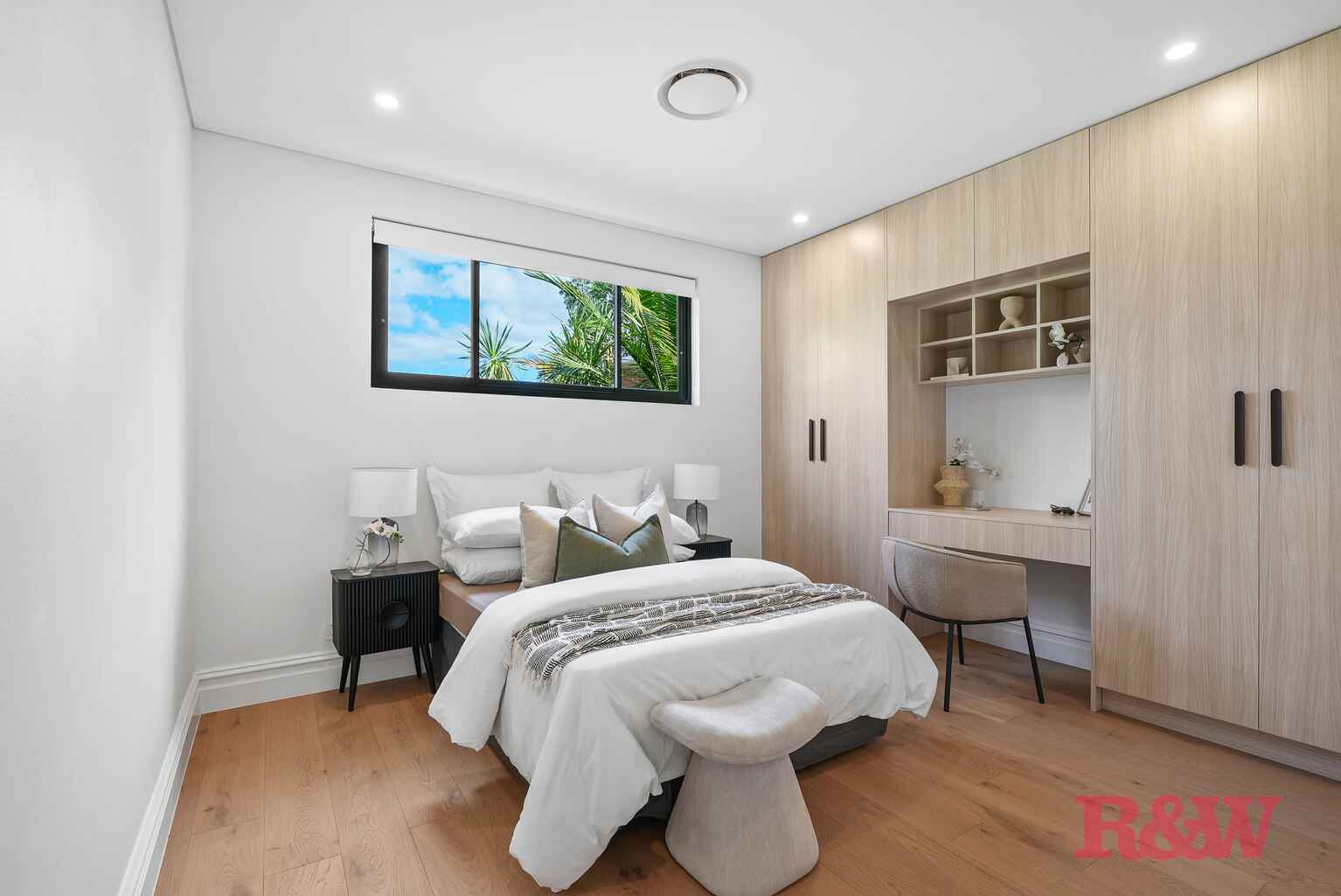 10 JERSEY ROAD Strathfield
