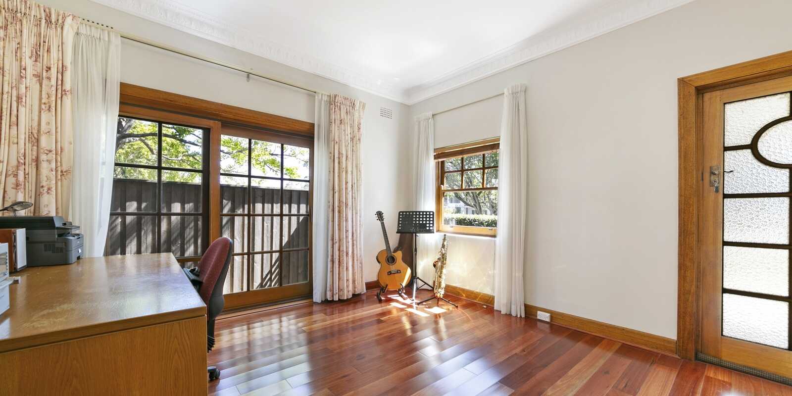6 HYDEBRAE STREET Strathfield