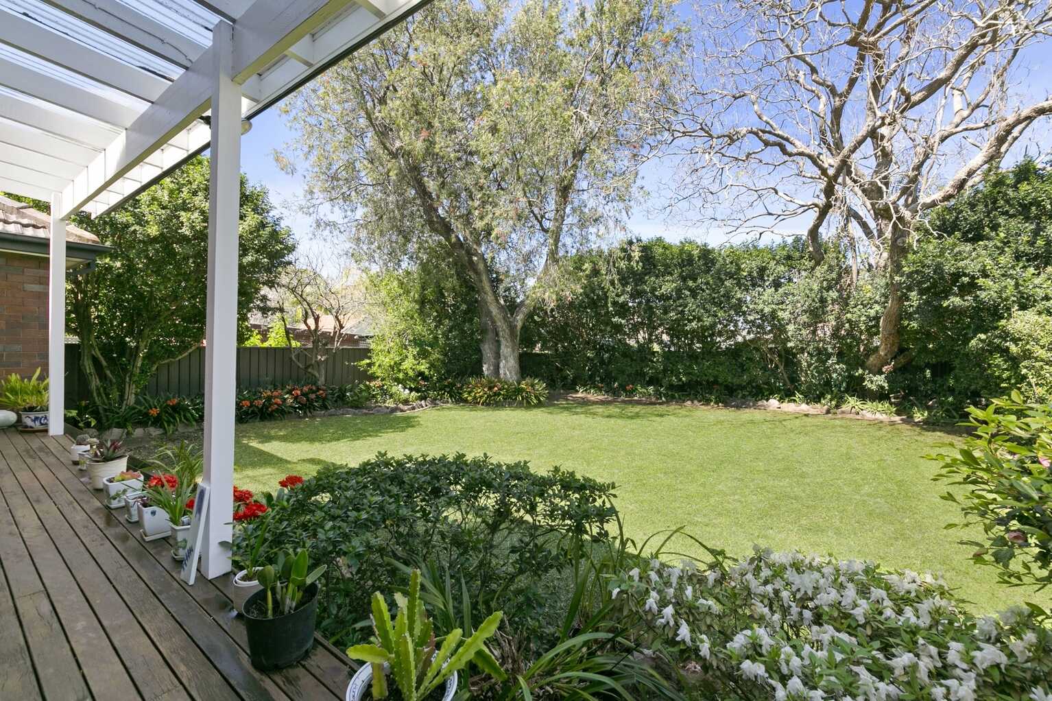 6 HYDEBRAE STREET Strathfield