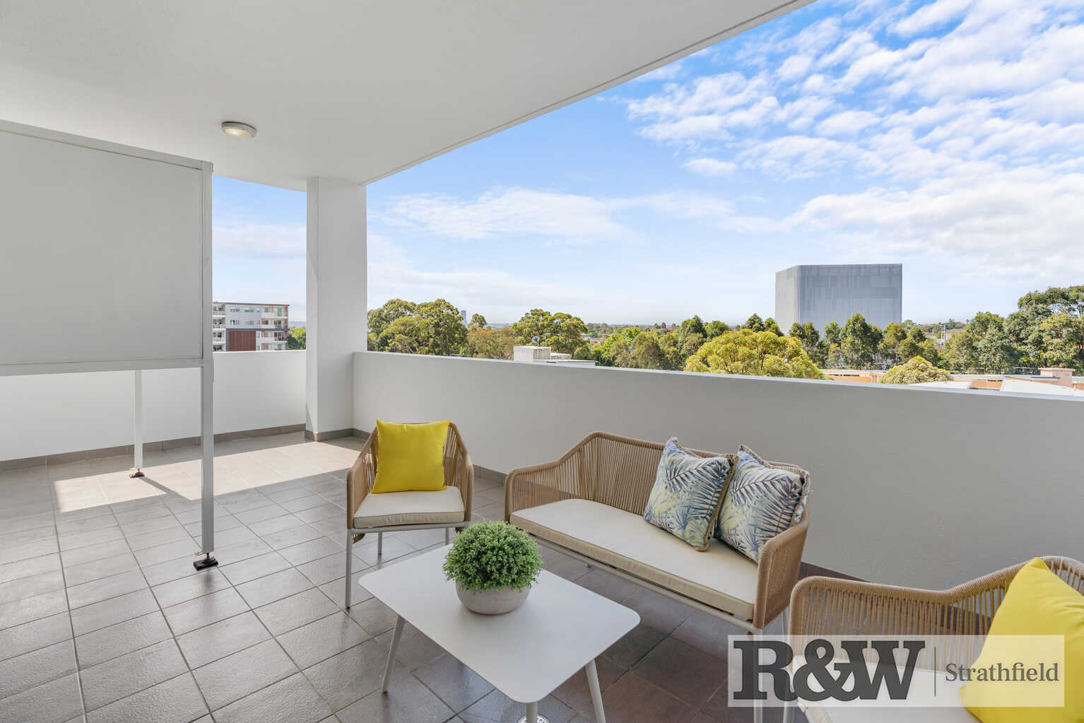 16/58 Powell St Homebush