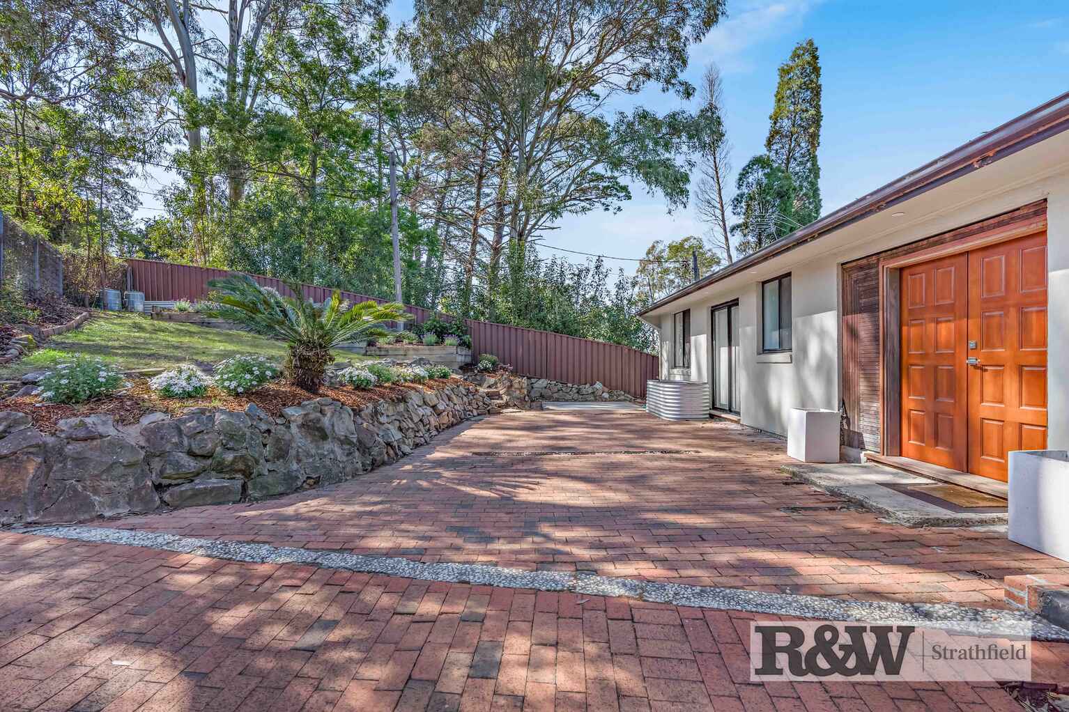 389 OLD NORTHERN RD Castle Hill