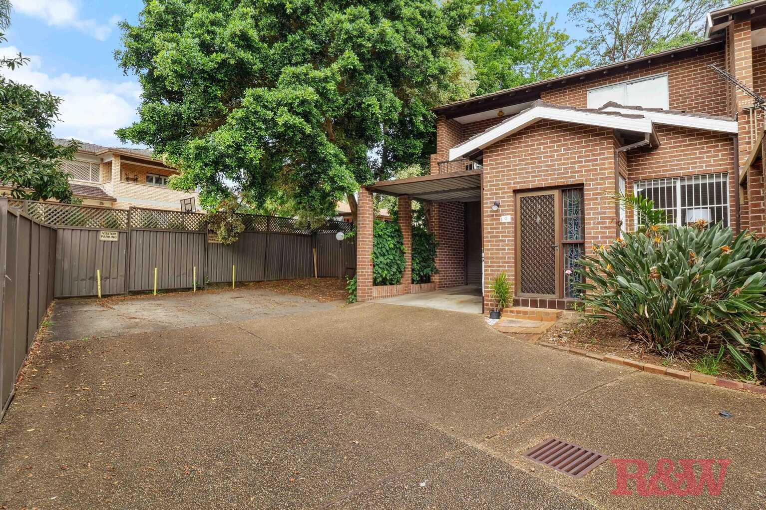 9/4-8 Wyatt Avenue Burwood