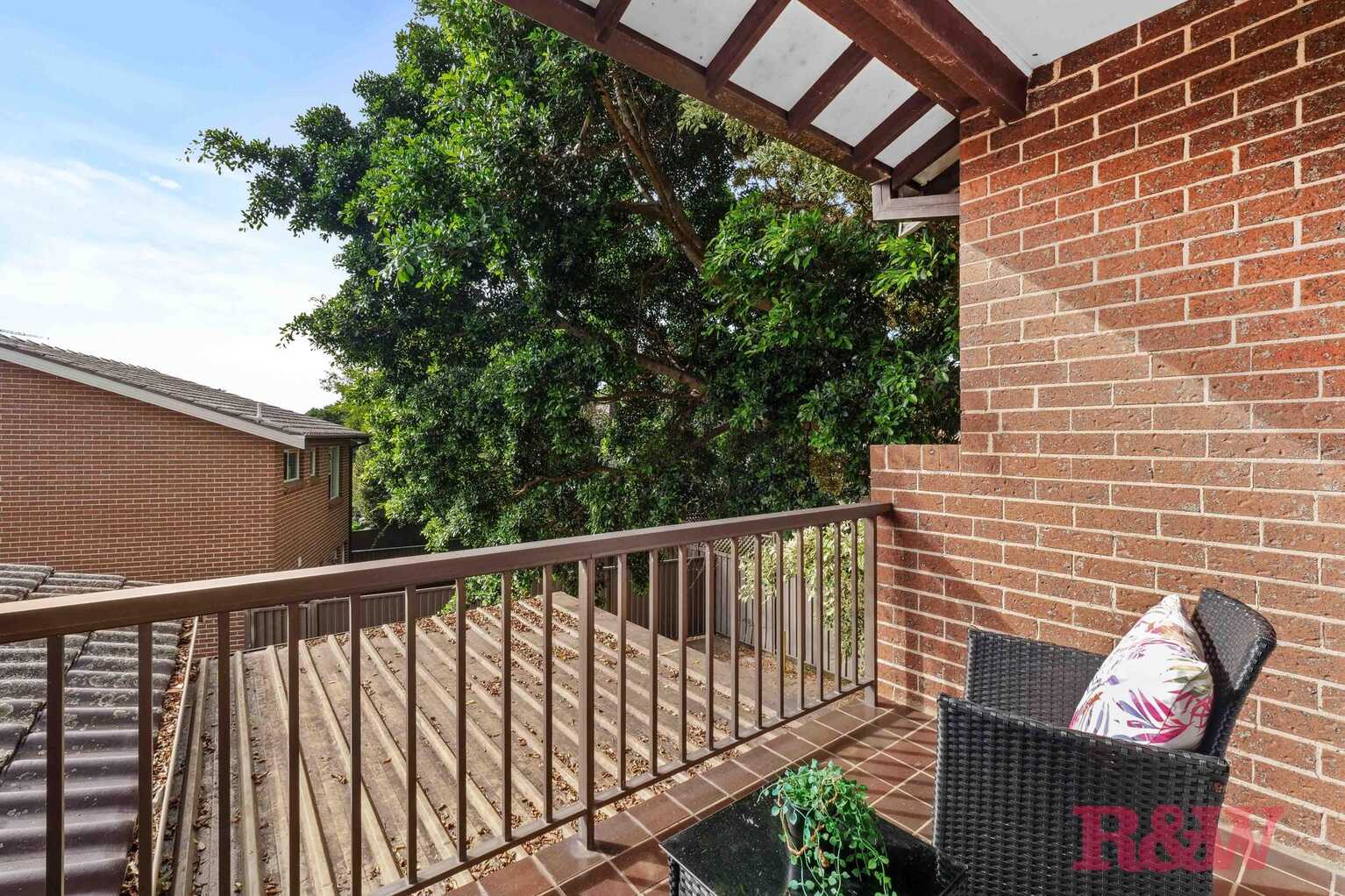 9/4-8 Wyatt Avenue Burwood