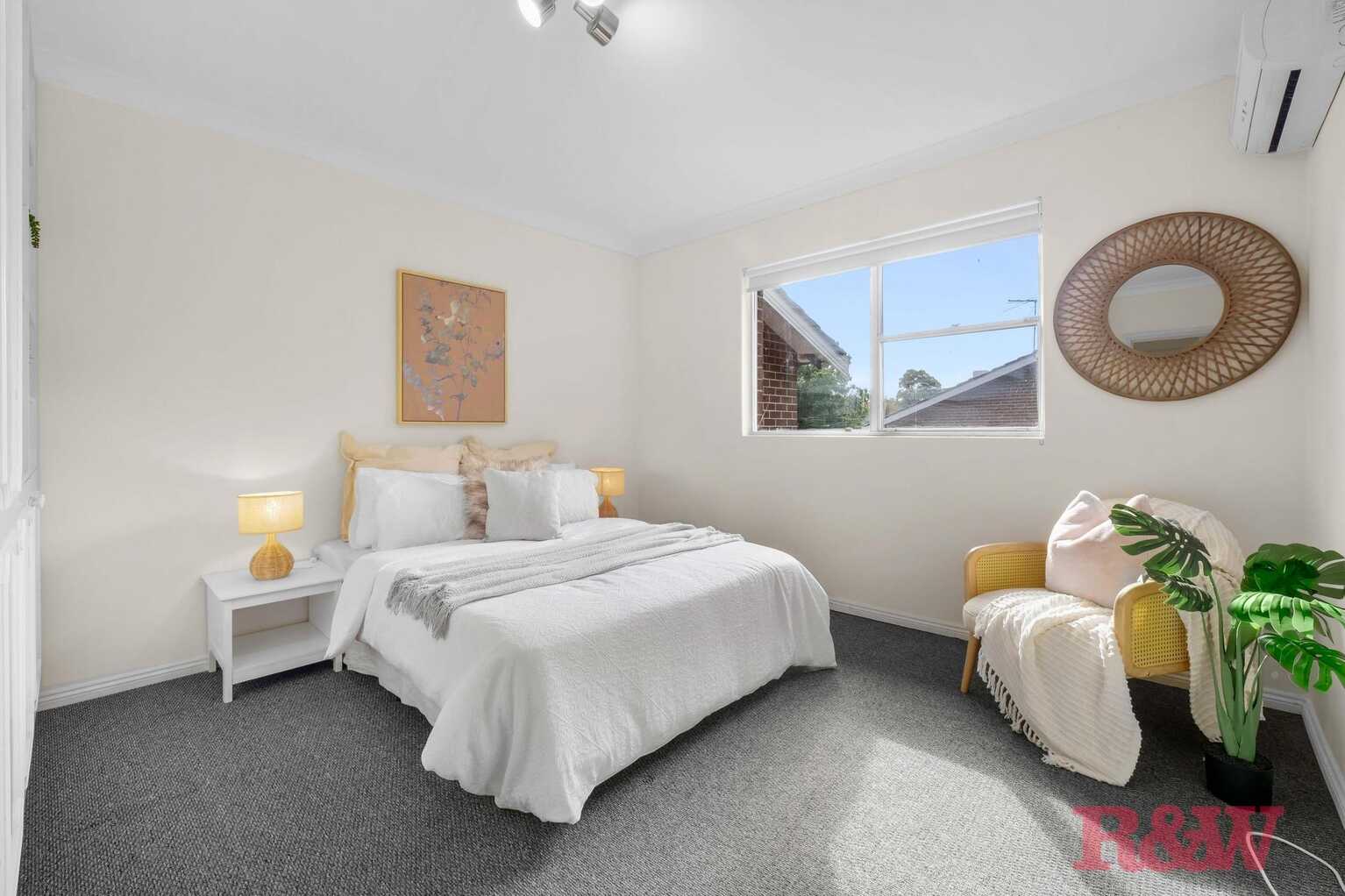 9/4-8 Wyatt Avenue Burwood