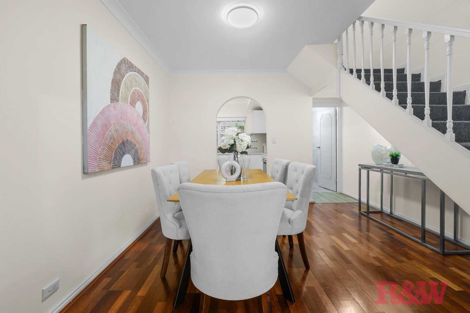 9/4-8 Wyatt Avenue Burwood